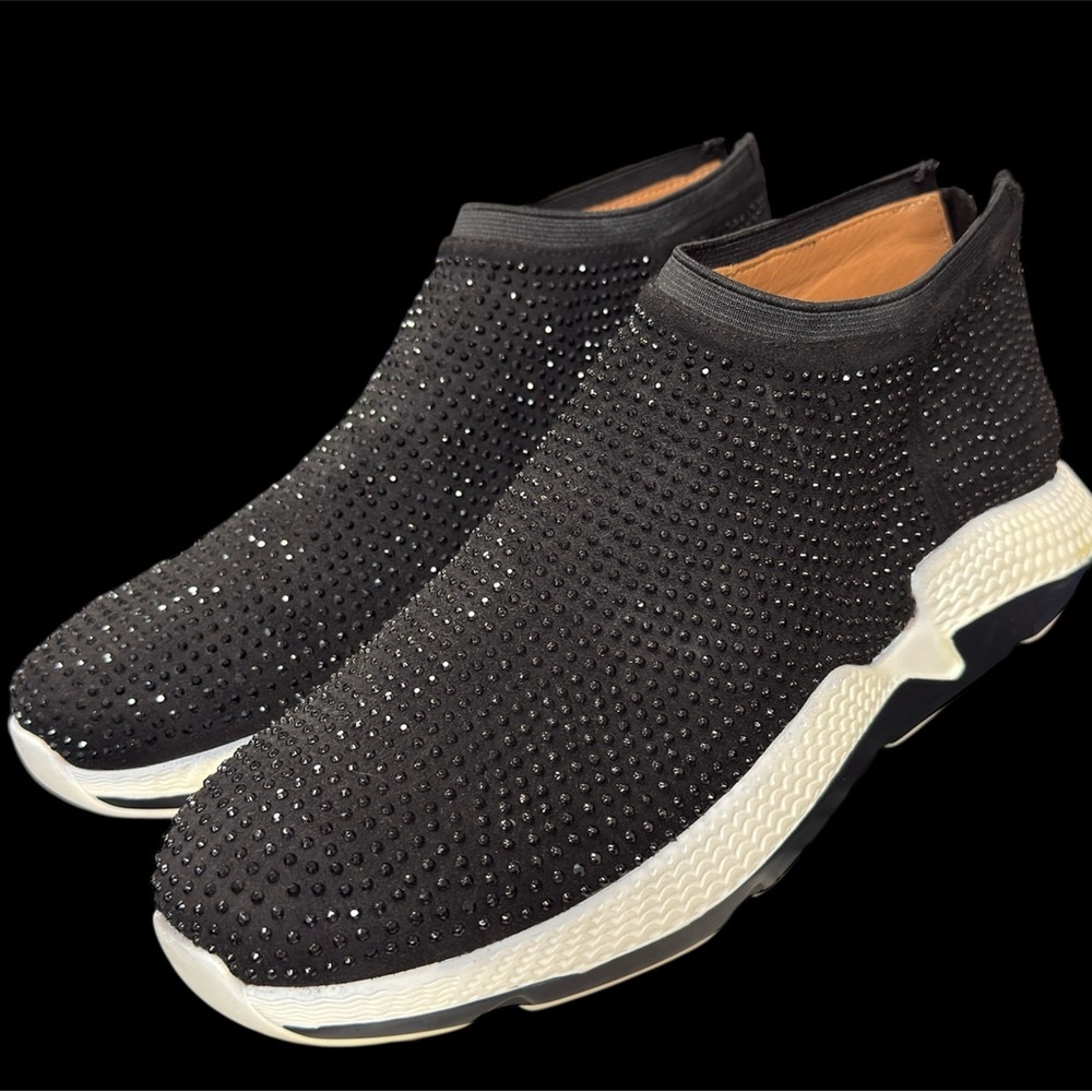 L'Amour Des Pieds Women's Black Slip-On Athletic Sneakers - Picture 2 of 6